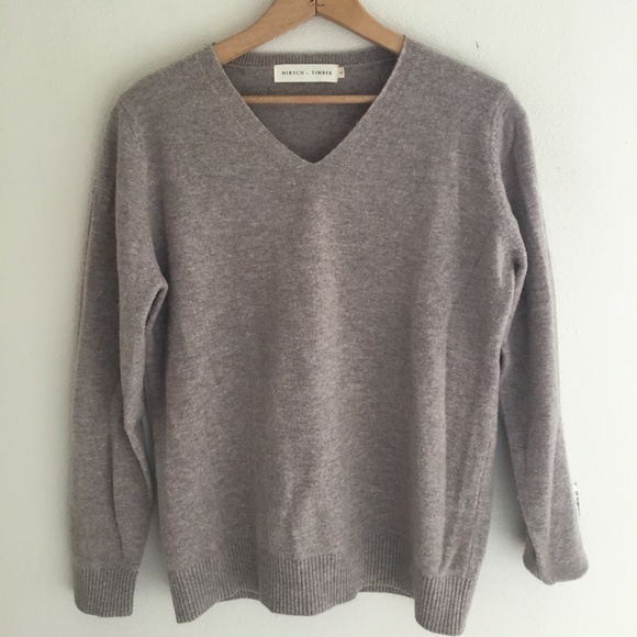 $155!! Hirsch & Timber 100% Wool Light Brown V-Neck Sweater: Women's Large - Picture 1 of 4